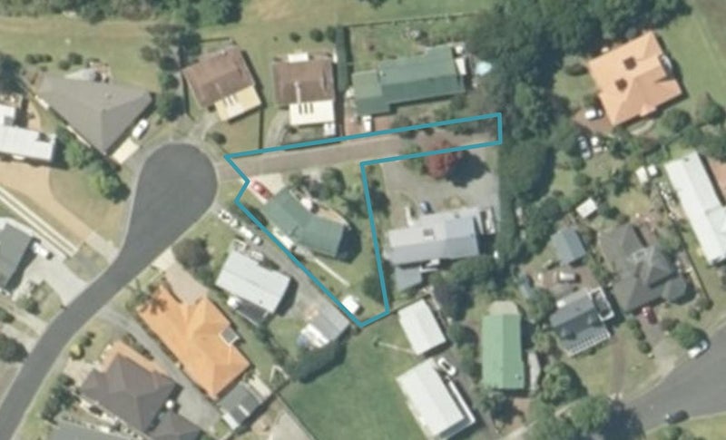115 Everitt Crescent, Whangamata, Whangamata - Carousel 1