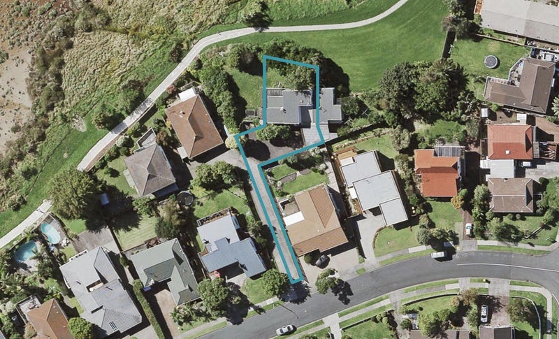 54B Galloway Crescent, Farm Cove, Auckland - Carousel 1