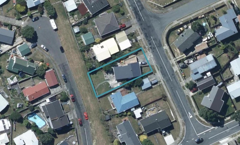 5 Almora View, Ascot Park, Porirua - Carousel 1