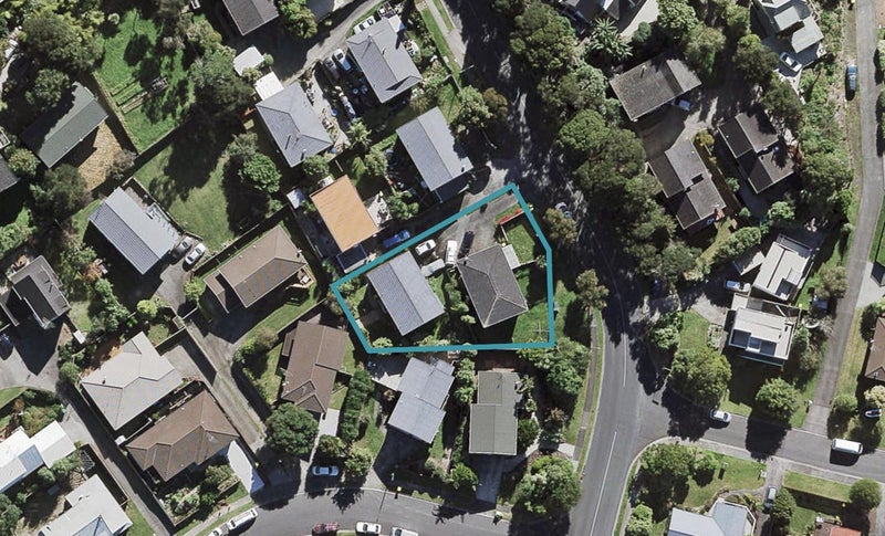 2/7 Witheford Drive, Bayview, Auckland - Carousel 1