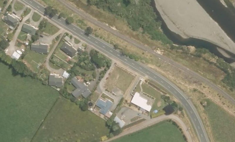 5 Main ST, Otauhau - Carousel 1