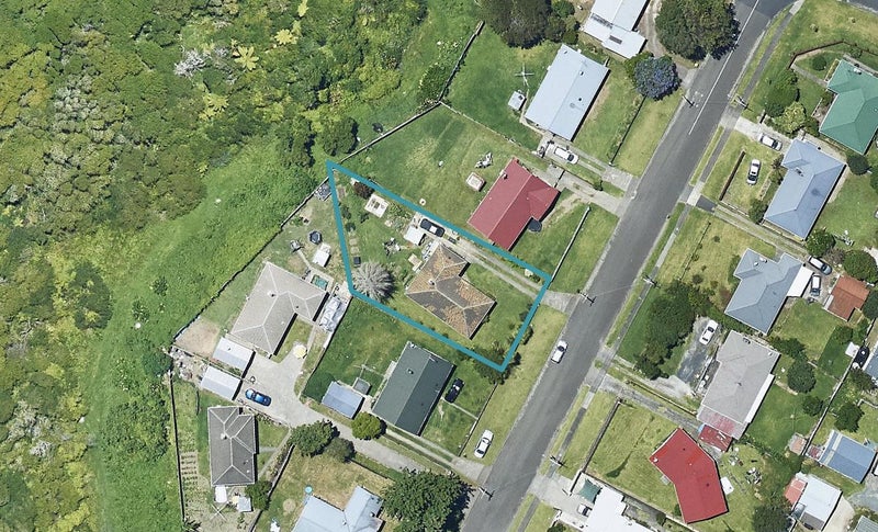 10 Jones Street, Gate Pa, Tauranga - Carousel 1