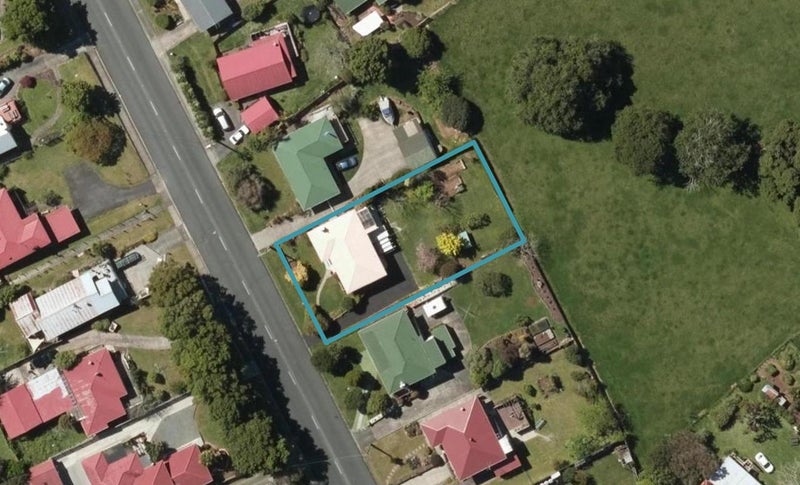 11 Gillingham Road, Kamo, Whangarei - Carousel 1