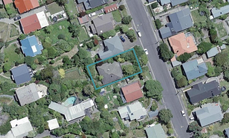 52 Kano Street, Karori, Wellington - Carousel 1