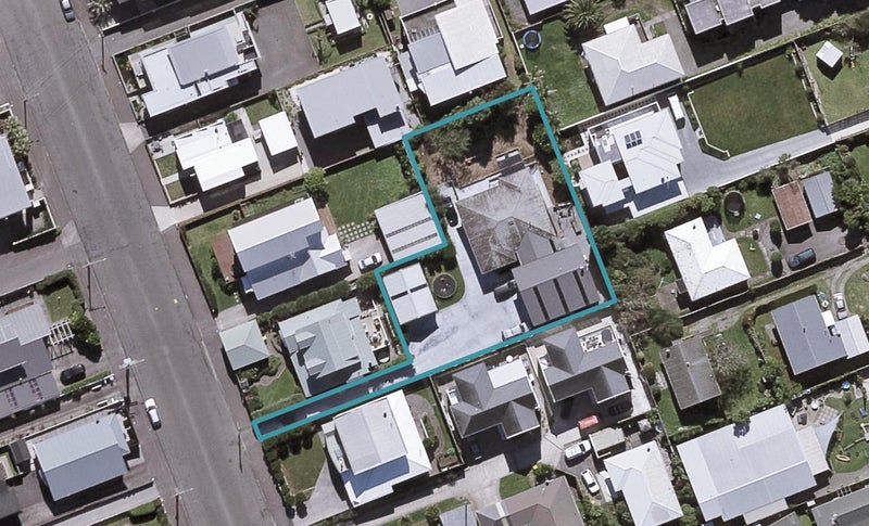13A Beach Street, Fitzroy, New Plymouth - Carousel 1