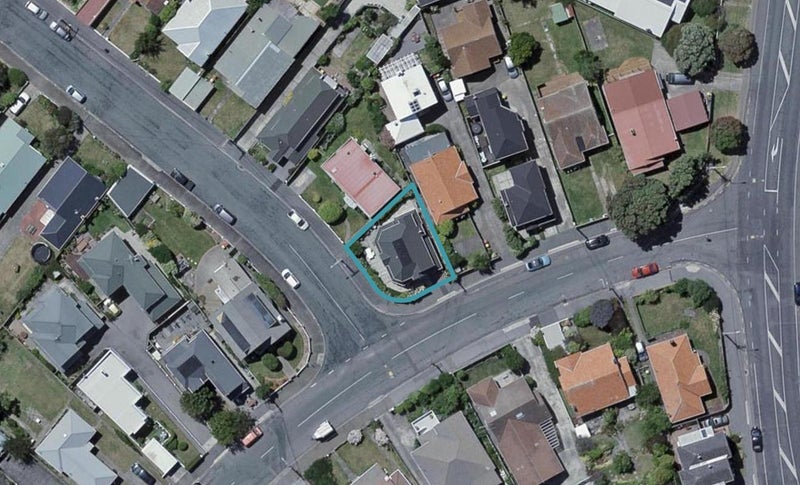 71 Strathavon Road, MIRAMAR 6022, WELLINGTON - Carousel 1