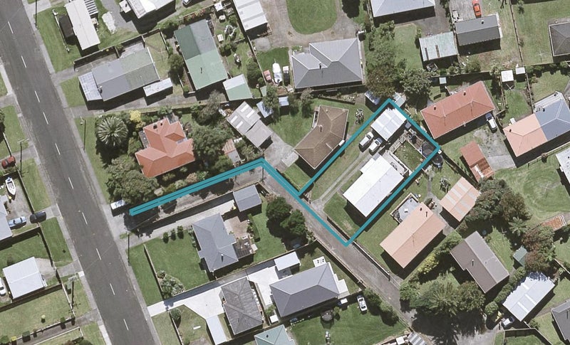 28B Paritutu Road, Spotswood, New Plymouth - Carousel 1