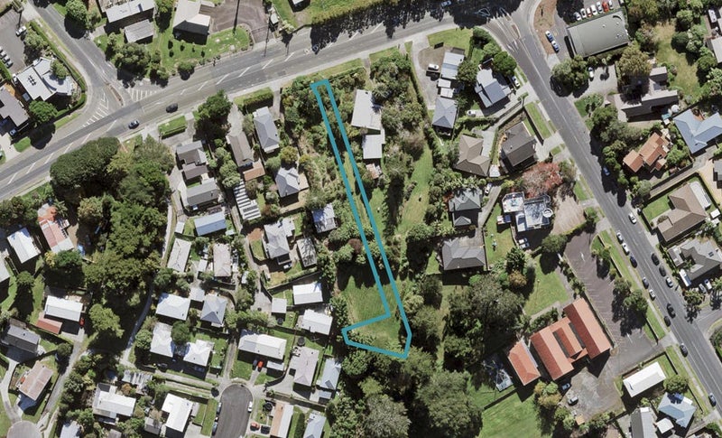10/101 Hobsonville Road, West Harbour, Auckland - Carousel 1