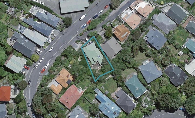 21 Saint Michaels Crescent, Kelburn, Wellington - Carousel 1