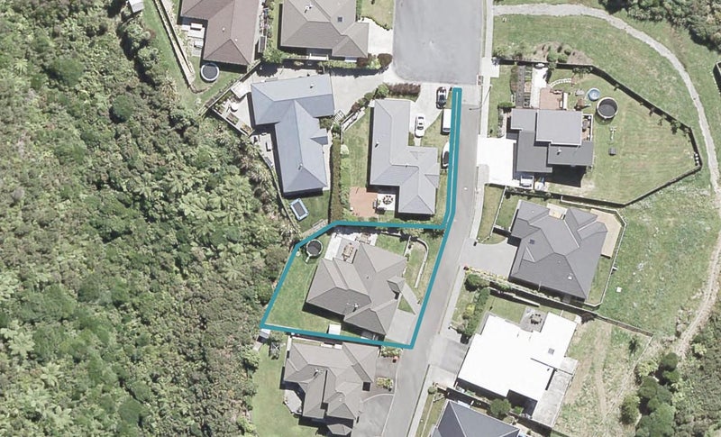 28 Ronald Scott Grove, Riverstone Terraces, Upper Hutt - Carousel 1