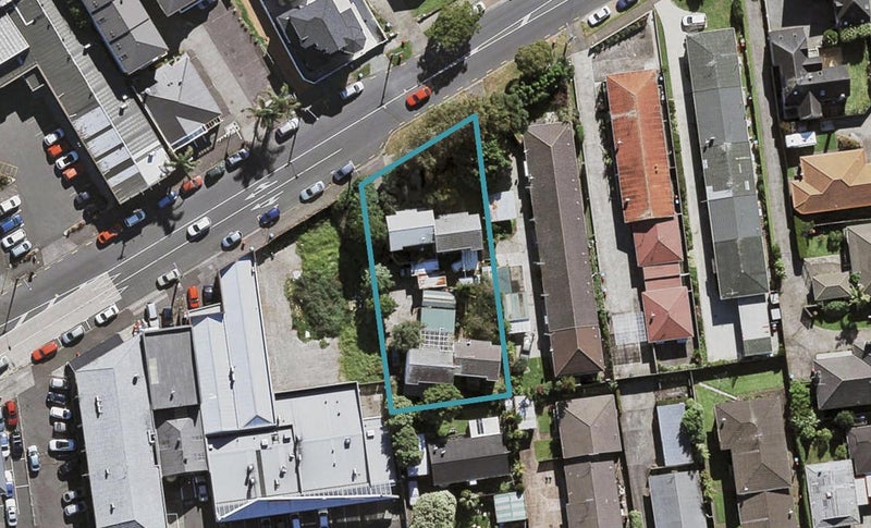 2/13 Campbell Road, Takapuna, Auckland - Carousel 1