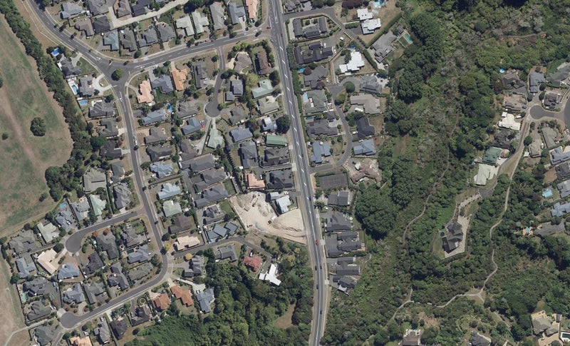 355 Hukanui Road, Rototuna, Hamilton - Carousel 1