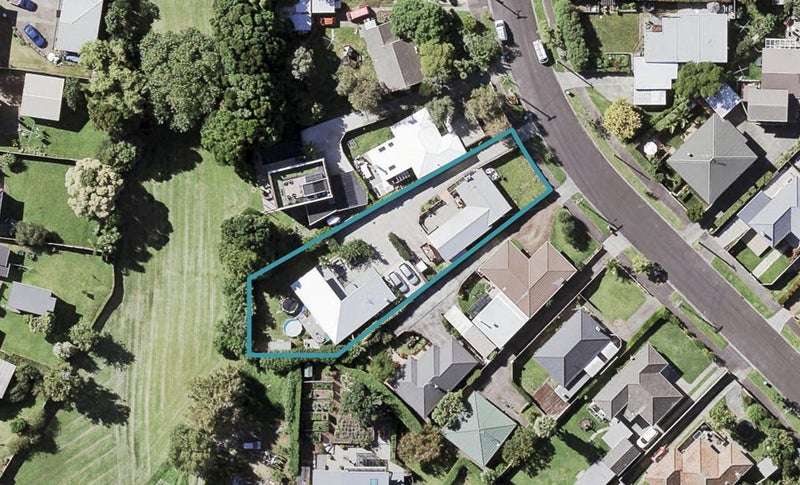 7 Paddington Street, Glen Innes, Auckland - Carousel 1