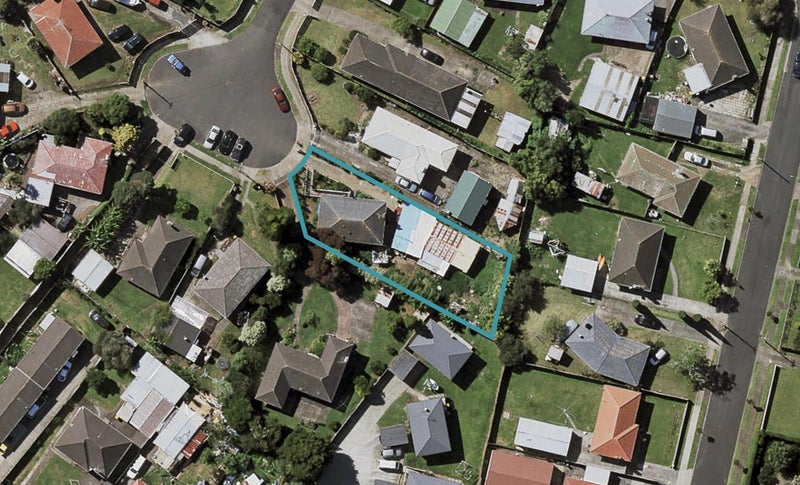 8 Civil Place, Otara, Auckland - Carousel 1