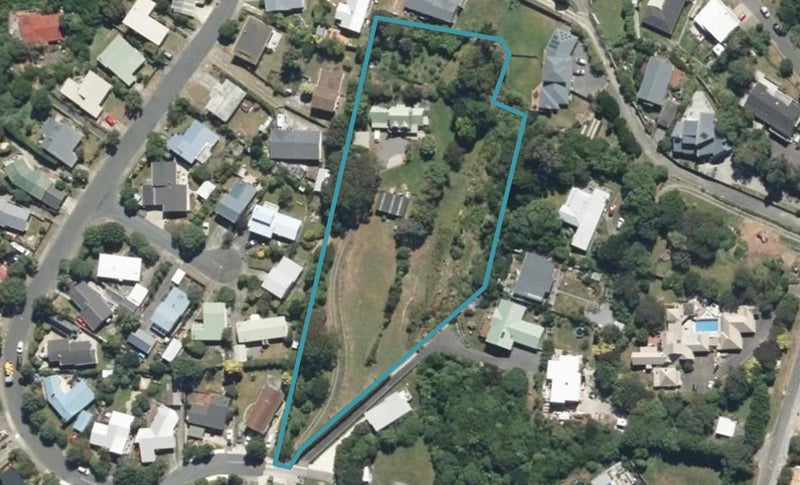 22C Sea Vista Drive, Pukerua Bay, Porirua - Carousel 1
