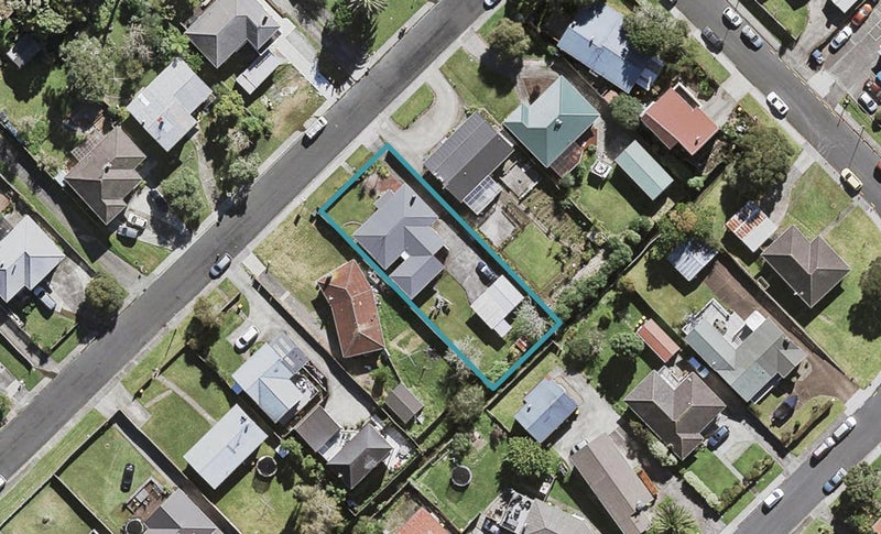 36 Lingfield Street, Glenfield, Auckland - Carousel 1