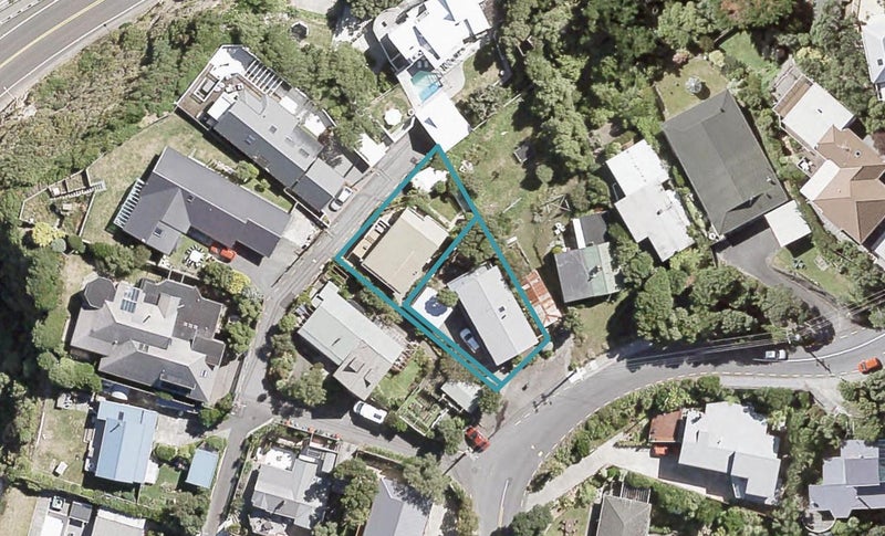11 Howard Road, Point Howard, Lower Hutt - Carousel 1