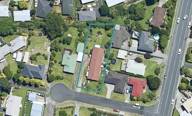 5B Wayne Place, Judea, Tauranga - Carousel 1