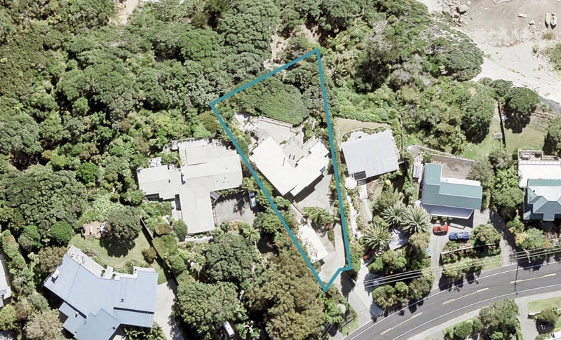1258 Whangaparaoa Road, Gulf Harbour, Whangaparaoa - Carousel 1