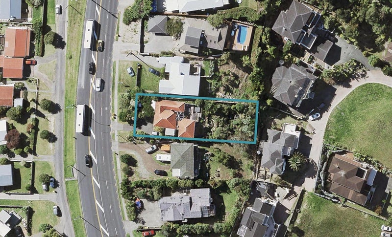 503 East Coast Road, Murrays Bay, Auckland - Carousel 1
