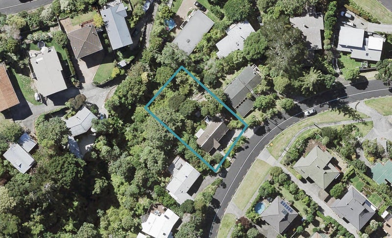 98 Castor Bay Road, Castor Bay, Auckland - Carousel 1