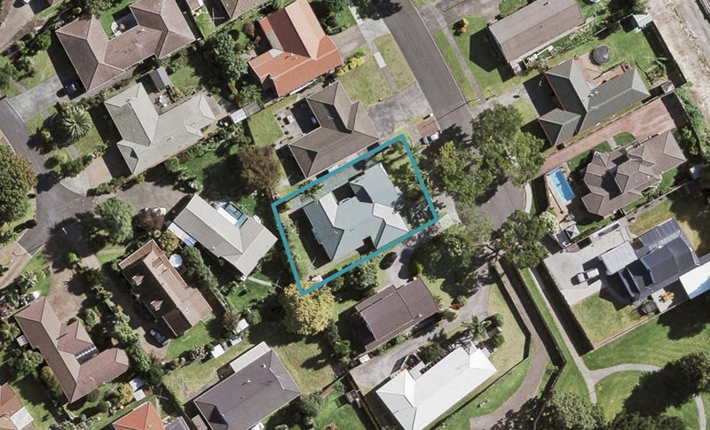 17 Gardone Terrace, Conifer Grove, Takanini - Carousel 1