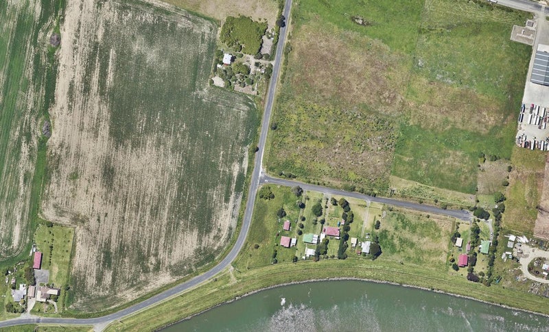 1 Tahere Road, Coastlands, Whakatāne - Carousel 1