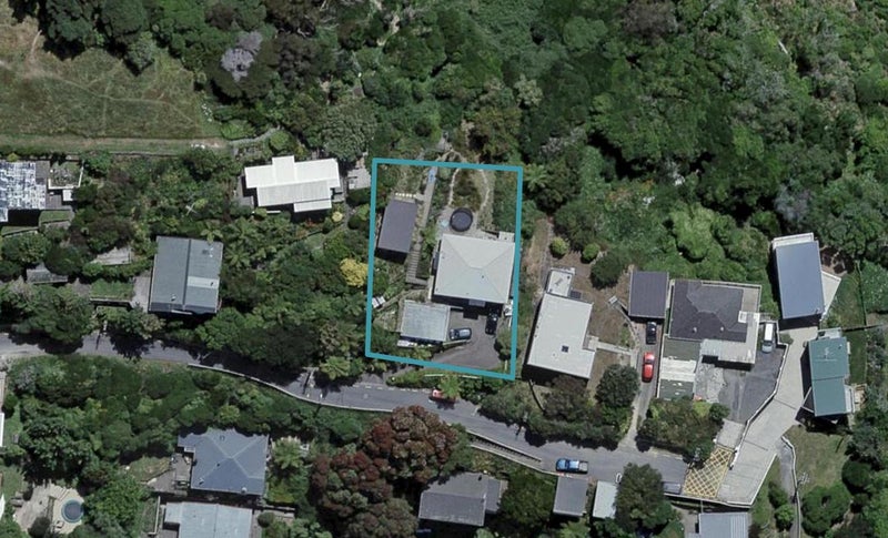 12 Pearce Street, Vogeltown, Wellington - Carousel 1