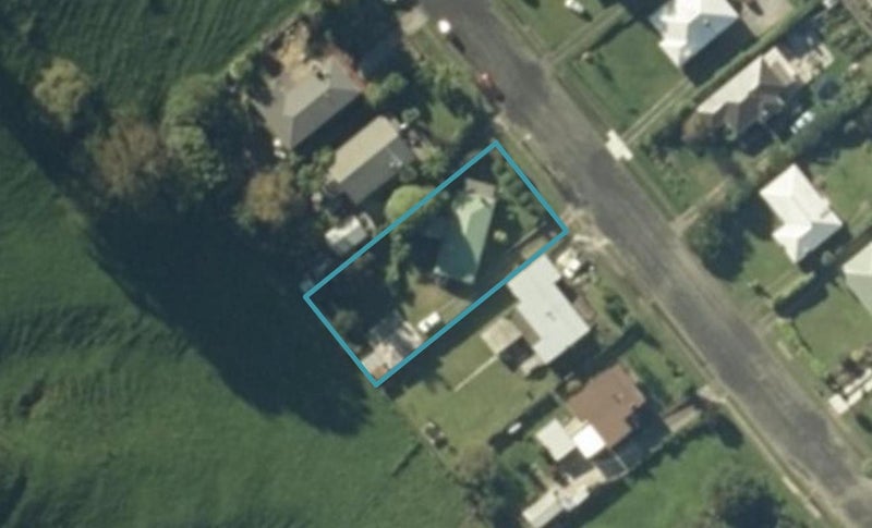 12 Bexhill Terrace, Tirau - Carousel 1