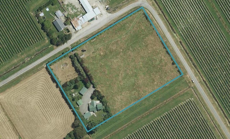 48 Elliot Street, Grovetown, Blenheim - Carousel 1