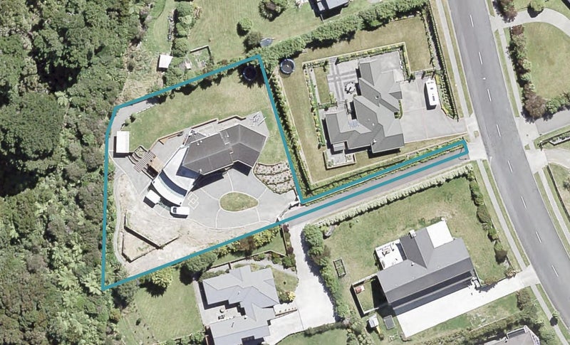 9A Grace Nicholls Grove, Riverstone Terraces, Upper Hutt - Carousel 1