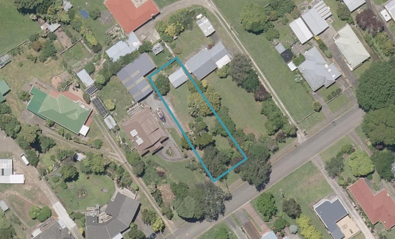 27 Benefield Street, Whanganui East, Whanganui - Carousel 1