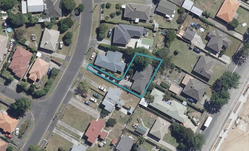 23 Pinfold Avenue, Hamilton East, Hamilton - Carousel 1