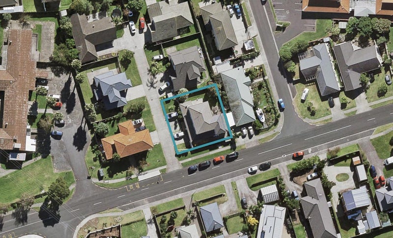 32 Lenore Road, Favona, Auckland - Carousel 1