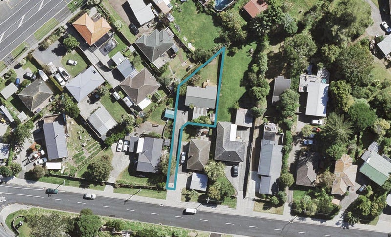 8A Parrs Cross Road, Henderson, Auckland - Carousel 1
