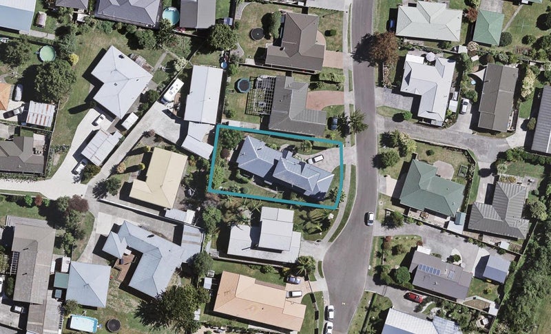 10 Bucksburn Place, Greenmeadows, Napier - Carousel 1