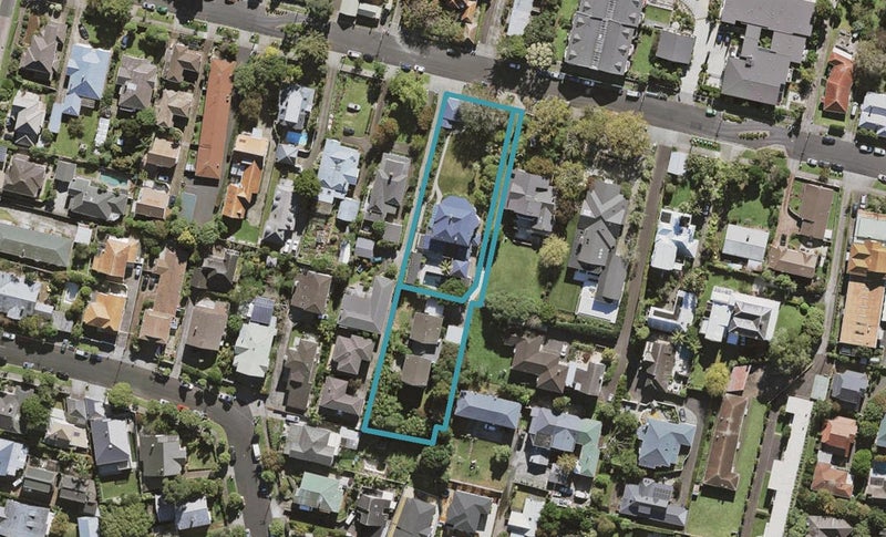 2/0 Ranfurly Road, Epsom, Auckland - Carousel 1