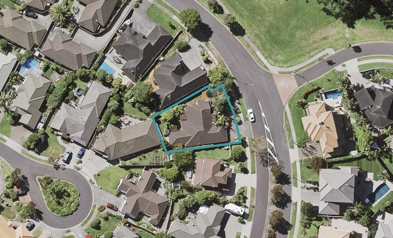 35 John Brooke Cres, East Tamaki Heights, Manukau - Carousel 1