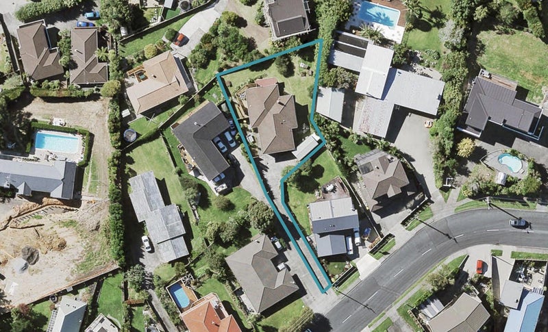 142 Sandspit Road, Shelly Park, Auckland - Carousel 1