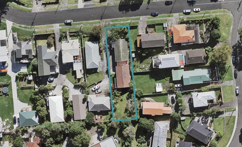 2/4 Neal Avenue, Glenfield, Auckland - Carousel 1