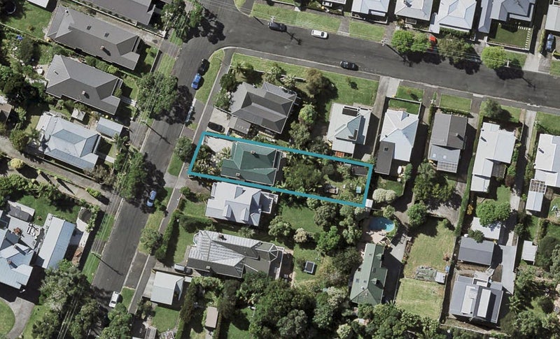 6 William Bond Street, Stanley Point, Auckland - Carousel 1