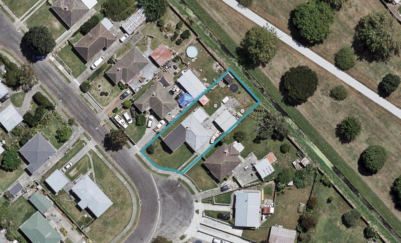 34 Fleming Crescent, Maraenui, Napier - Carousel 1