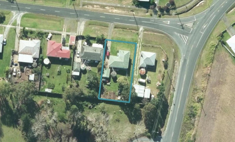 20 West Coast Road, Te Kopuru - Carousel 1