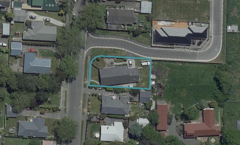 10 Ramore Place, Redwood, Christchurch - Carousel 1
