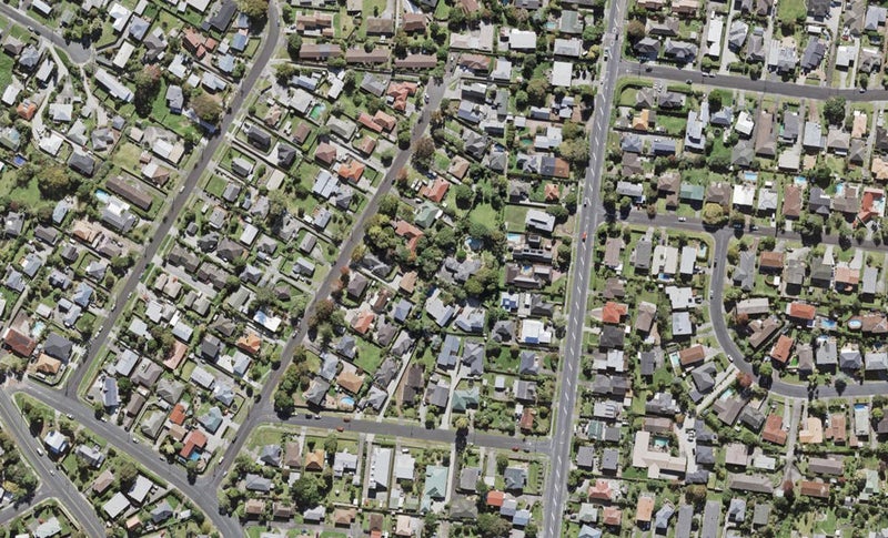 17A Humphrey Kemp Avenue, Henderson, Auckland - Carousel 1