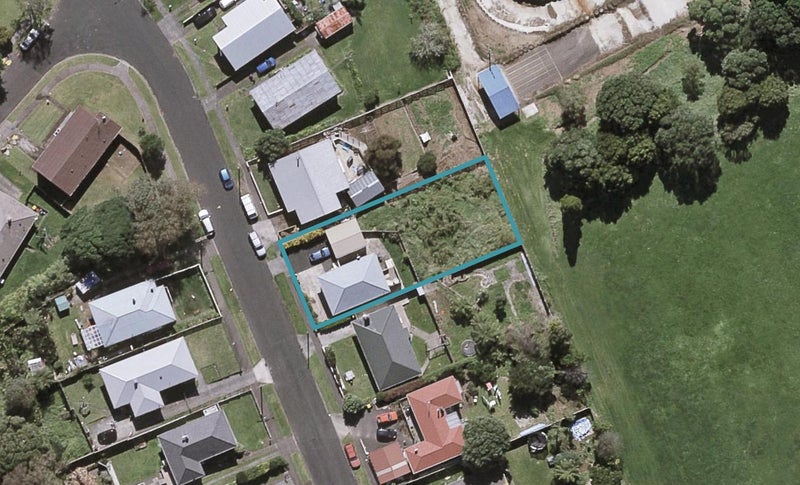 28 Endeavour Street, Marfell, New Plymouth - Carousel 1