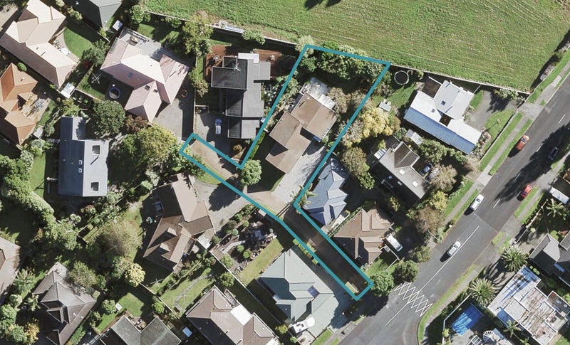 97 Wiseley Road, West Harbour, Auckland - Carousel 1