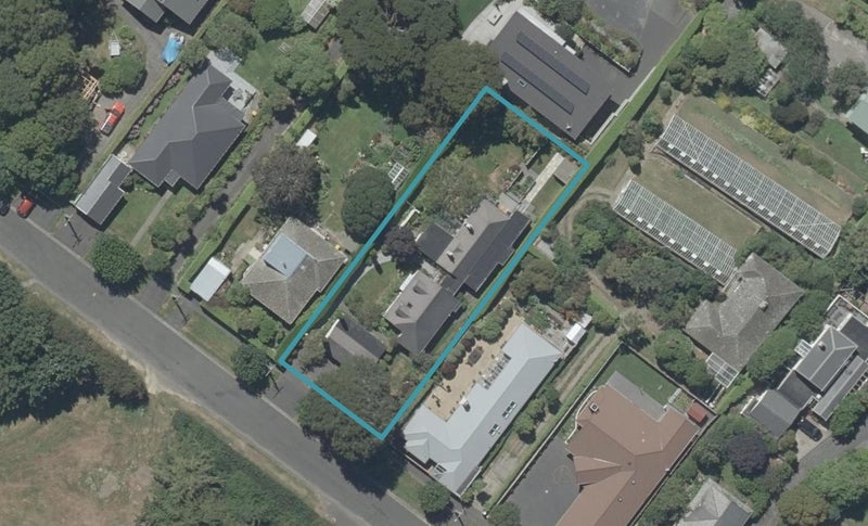 124 Cannington Road, Maori Hill, Dunedin - Carousel 1
