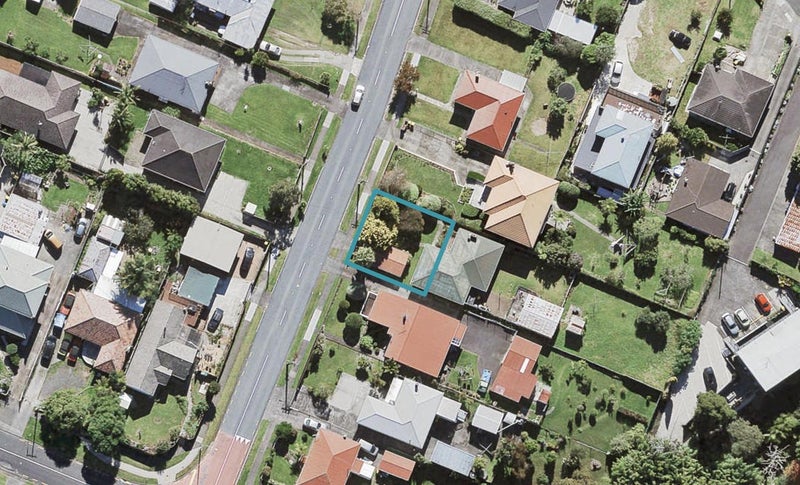 33A Kelwyn Road, Kelston, Auckland - Carousel 1