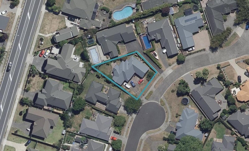 15 Merlot Place, Rototuna, Hamilton - Carousel 1